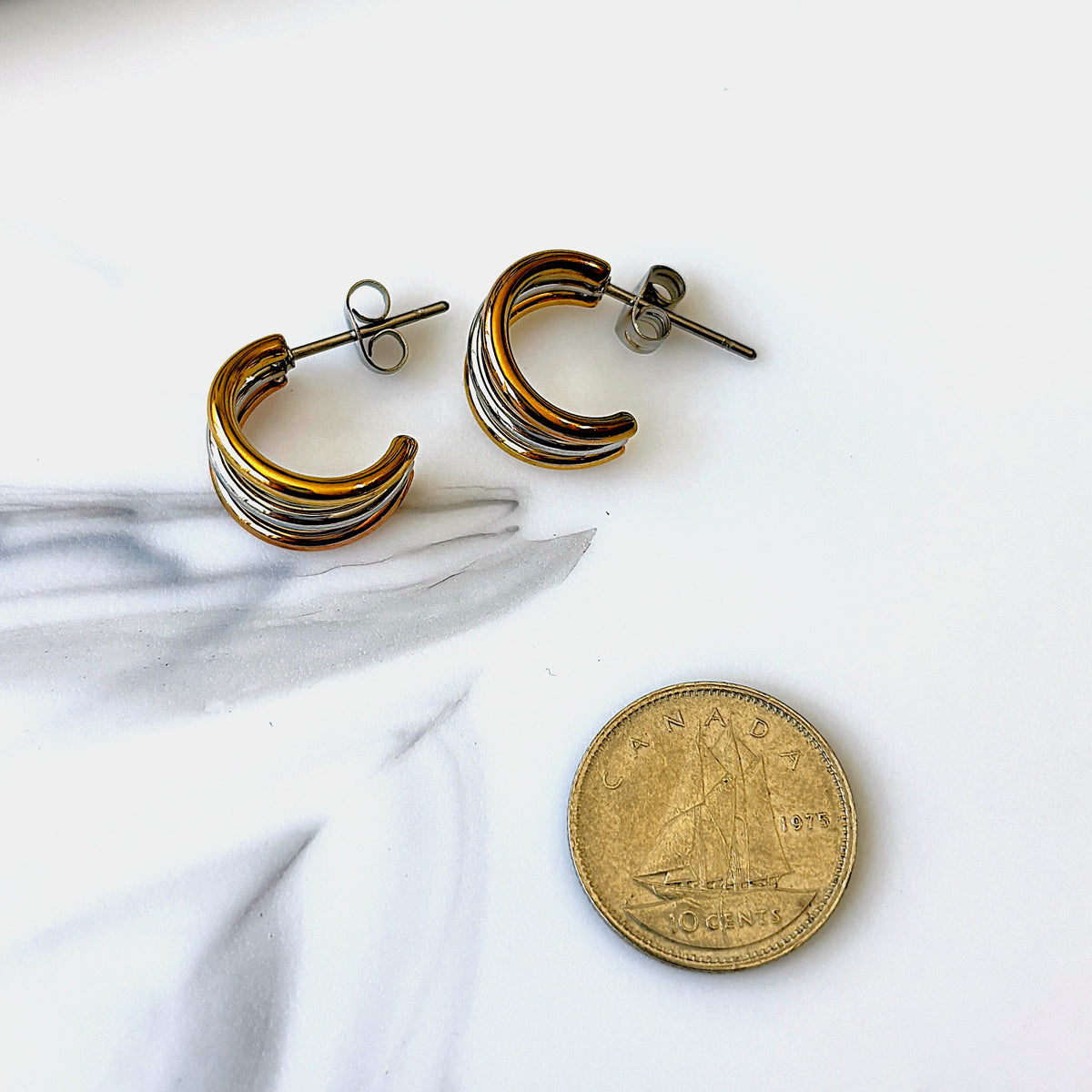 Clous d’oreilles tricolores ESSENTIELS Woodland