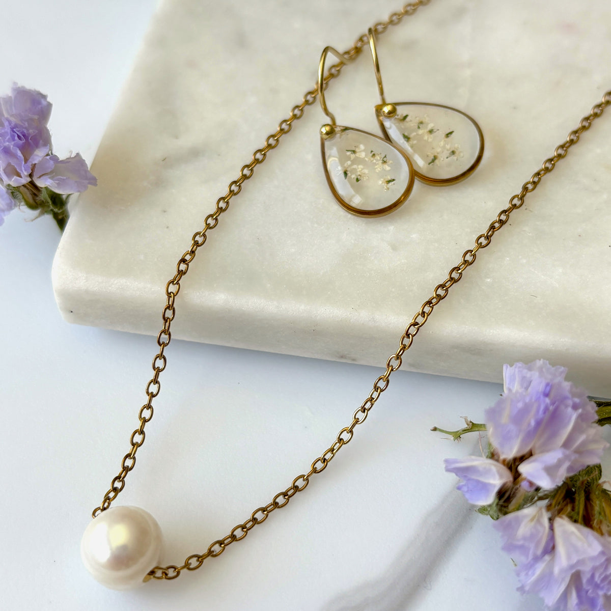 Woodland ESSENTIALS Collier minimaliste solitaire en perles