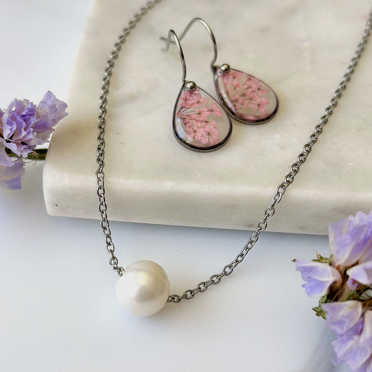 Woodland ESSENTIALS Minimalist Solo Pearl Necklace