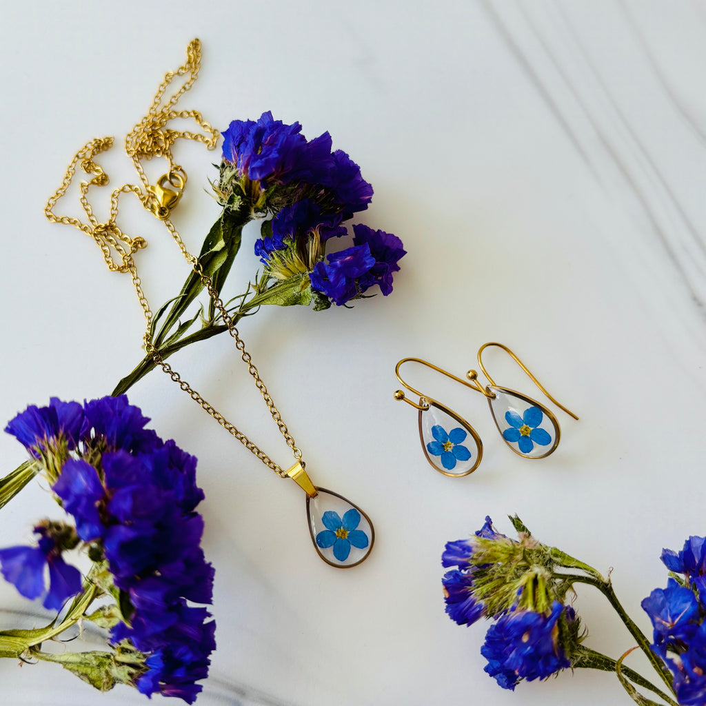 Forget-Me-Not Teardrop Pendant